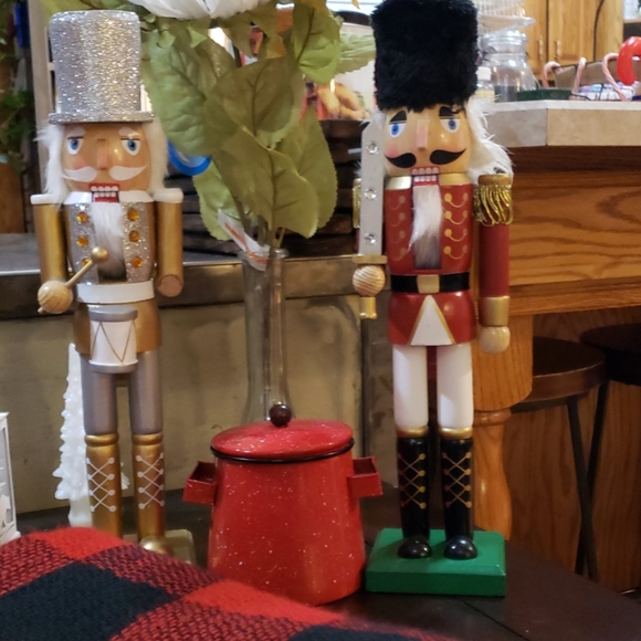 Christmas Other - 🎈Sale🎈Nut cracker bundle